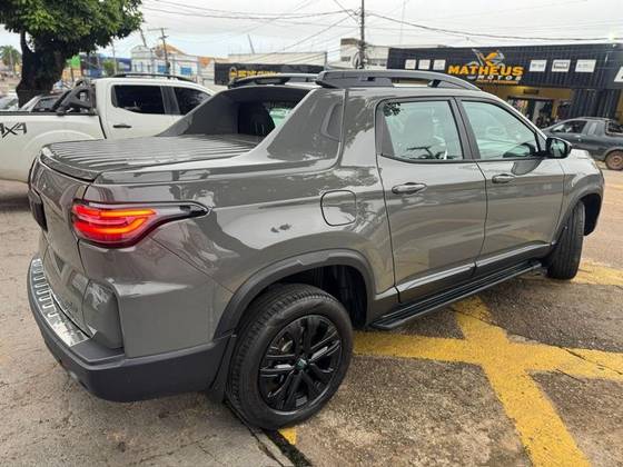 FIAT TORO 1.3 TURBO 270 FLEX ULTRA AT6 FIAT TORO 1.3 TURBO 270 FLEX ULTRA AT6